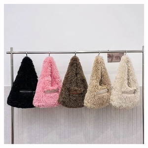 Fuzzy plush tote bags in five colors featuring large capacity and metal zipper pockets