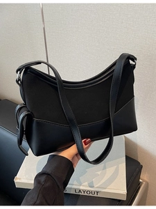 Vintage-Hobo-Tasche in Schwarz aus mattem und glattem Lederimitat mit Silberdetails
