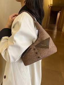 Sac sous le bras vintage marron avec motif en tweed et détail de l'étiquette