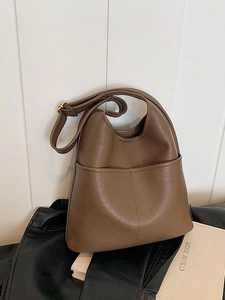Deep brown vintage hobo shoulder bag with large capacity pocket and adjustable strap