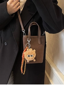 Sac Seau Vintage Imprimé Léopard en PU Suédine pour Femmes Mini Sac Bandoulière Sac pour Téléphone avec Pendentif Monstre en Peluche