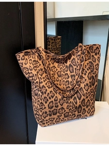 Grand sac fourre-tout léopard en toile pour femmes, sac à bandoulière élégant motif léopard