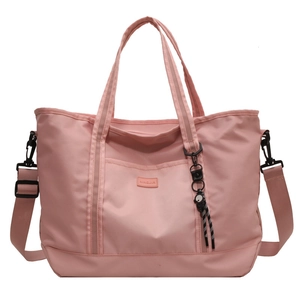Pink large-capacity travel tote bag with shoulder strap and cartoon cat charm