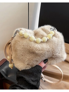 Sac seau en peluche léopard avec poignée perlée jaune et fausse fourrure douce