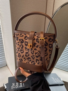 Borsa a Secchiello da Donna Retro con Stampa Leopardata a Contrasto in Pelle PU Borsa a Tracolla Moda Con Chiusura in Metallo