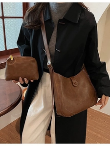 Women Retro PU Leather Large Capacity Hobo Bag Contrast Stitching Vintage Shoulder Crossbody Bag And Matching Pouch Daily Bag