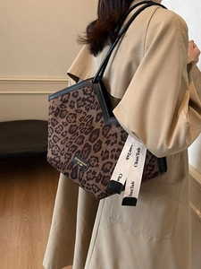 Borsa tote leopardata da donna di grande capacità, stile alla moda per pendolari e tempo libero