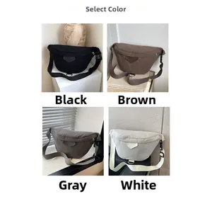 Détails des sacs de poitrine en velours côtelé noir, marron, gris et blanc en grille