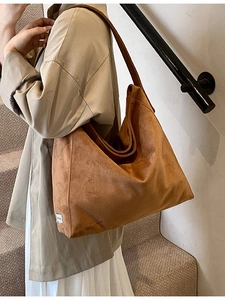 Retro leopard print tote bag with large capacity in brown suede finish for women