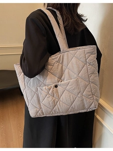 Women Large Capacity Diamond Quilted Tote Bag Lightweight Nylon Shoulder Bag With Front Pocket Puffer Handbag For Daily Travel