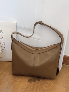 Retro brown faux leather crescent underarm bag with adjustable strap and silver zipper