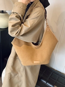 Große Shopper-Tasche aus Cord in Karamell mit Lederbesatz für Damen im Alltag