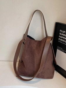 Luxury Matte Suede PU Leather Large Capacity Bucket Bag Women Vintage Crossbody Bag Minimalist Commuting Shoulder Tote Bag