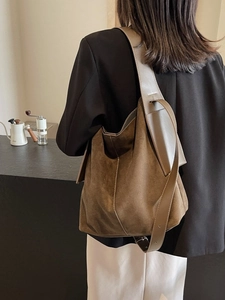 Brown large capacity suede patchwork bucket bag with wide shoulder strap for women