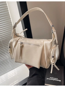 Sac sous le bras blanc crème rétro avec poches zippées et finition en cuir synthétique