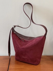Retro burgundy frosted leather tote bag for women with adjustable strap and metal buckle