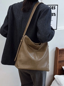 Fashion minimalist earthy brown leather hobo bag with adjustable strap for women