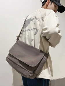 Retro-Messenger-Tasche aus Segeltuch in Dunkelgraubraun mit verstellbarem Schultergurt