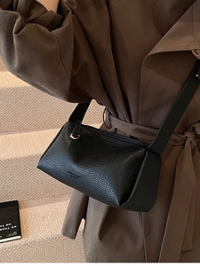 Women Fashion Lychee Pattern PU Leather Pillow Bag Vintage Cylindrical Crossbody Shoulder Bag Casual Daily Commute Bag