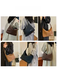 Trois couleurs de sacs hobo présentés en différents styles avec bandoulières réglables