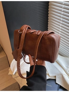 Vintage dark brown faux leather shoulder bag with a mini coin purse and double zipper