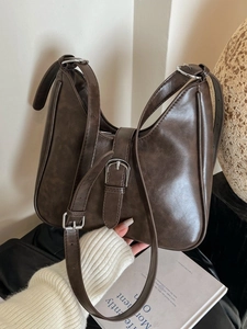 Sac à Épaule en Cuir PU Rétro pour Femmes Sac Hobo Grande Capacité Sac Seau à Bandoulière avec Boucle en Argent