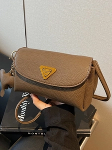 Women Vintage Litchi Pattern PU Leather Small Square Crossbody Bag With Metal Triangle Plate And Cute Animal Charm Shoulder Bag