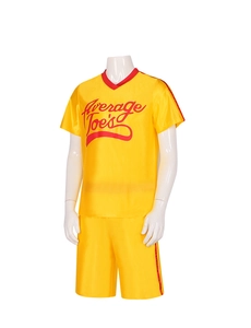 Detail van Average Joe's trefbal uniform met rode V-hals en ademende mesh-structuur