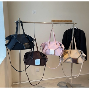 Collezione borse tote in camoscio multicolore con tasche abbinate e tracolle
