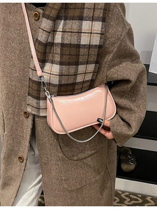 Damen Retro Glänzende PU-Leder Achseltasche Mode Kette Schulter Umhängetasche Minimalistisch High-End Baguette Tasche Täglich Pendler Handtasche