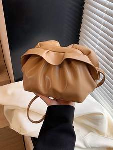 Sac Nuage Plissé pour Femmes Sac Bandoulière Minimaliste en Cuir PU Pochette Chic Main pour la Mode Quotidienne Voyage