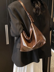 Retro large brown glossy leather tote bag with adjustable strap for women commuting