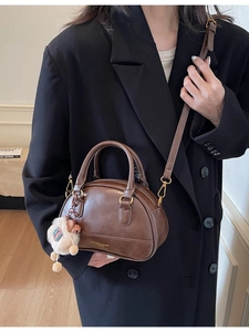 Women Retro PU Leather Shell Crossbody Bag Fashion Handheld Shoulder Bag With Plush Charm Casual Daily Travel Satchel Bag