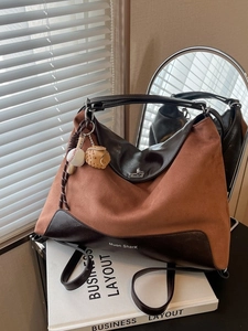 Large Capacity Commuter Tote Bag For Women PU Leather Contrast Stitching Shoulder Crossbody Bag With Baseball Charm Decor