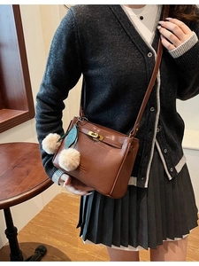 Women Vintage PU Leather Crossbody Bag Elegant Metal Lock Handbag With Cherry Plush Pendant Small Square Shoulder Bag