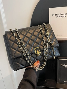 Women Quilted Diamond Pattern Shoulder Bag PU Leather Elegant Chain Crossbody Purse With Gold Metal Buckle Square Handbag