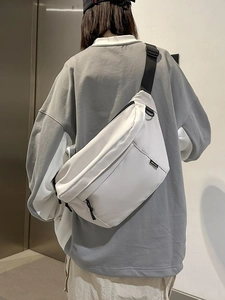Unisex Large Capacity Crossbody Bag Waterproof Nylon Chest Bag Japanese Street Style Shoulder Messenger Bag For Travel