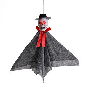 Κρεμαστός σκελετός φάντασμα Halloween με λαμπερά κόκκινα μάτια και μαύρο καπέλο