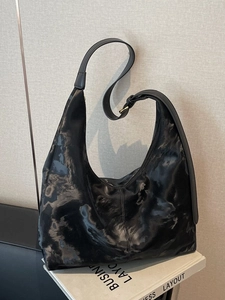 Minimalist marble texture Hobo shoulder bag with adjustable strap and gold buckle detail