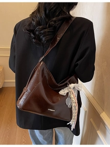 Women Large Capacity Hobo Shoulder Bag Glossy PU Leather With Lace Bow Tennis Racket Pendant Trendy Tote Crossbody Bag