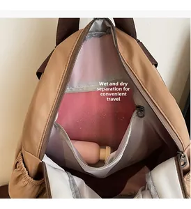 Close-up of the internal wet and dry separation pocket in the large capacity backpack