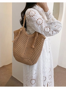 Bohemian Hand Woven Straw Tote Bag For Women Crochet Hollow Out Shoulder Bag With Tassels Vacation Beach Handbag Daily Purse