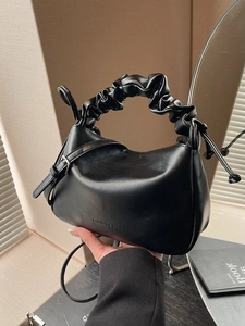 Women Casual PU Leather Dumpling Crossbody Bag Pleated Handle Cloud Shoulder Bag With Adjustable Strap Fashion Bags