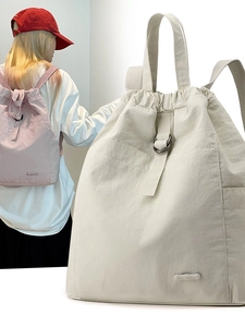 Minimalistischer, leichter Nylon-Kordelzug-Rucksack für Damen aus wasserfestem Stoff