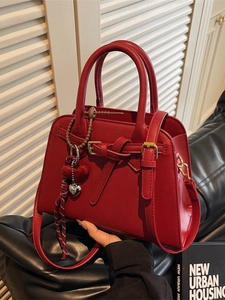 Borsa a Mano da Donna in Pelle PU di Lusso Borsa a Tracolla da Sposa Rossa Con Pendaglio a Cuore Borsa a Spalla Quadrata Festa