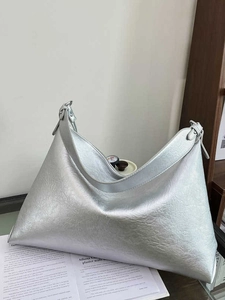 Chic metallic silver dumpling tote bag with a minimalist large capacity hobo design