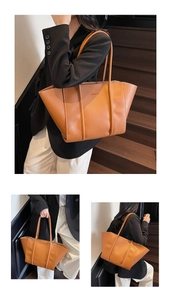 Three ways to wear the brown vintage tote bag: shoulder, hand-carry, and underarm style