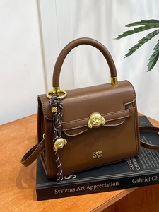 Women Retro PU Leather Crossbody Bag Small Square Bag Golden Dog Metal Buckle Elegant Top Handle Shoulder Bag Daily Handbag