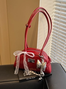 Sac Sous le Bras Mode Femme en Cuir PU Nœud Dentelle Décor Grande Capacité Sac Oreiller Pour Fête Voyage Quotidien