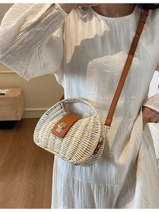 Women French Style Hand Woven Straw Crossbody Bag Summer Beach Vacation Small Handbag With Leather Flap Metal Lock Shoulder Bag